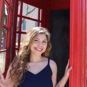 Meet your Posher, Destiny